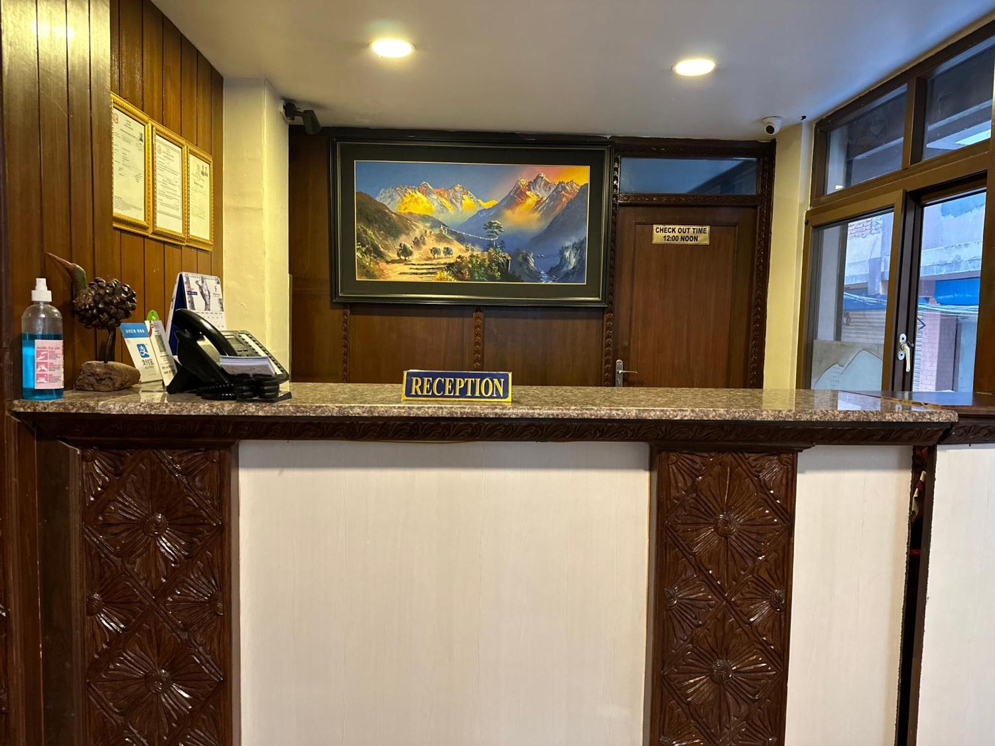 Hotel Everest Nepal Kathmandu Buitenkant foto